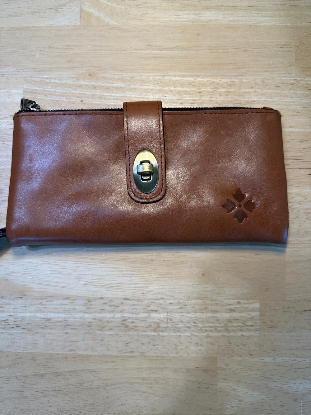 Patricia Nash Cognac Brown Leather Wristlet Wallet with Brass Accent - Picture 2 of 16